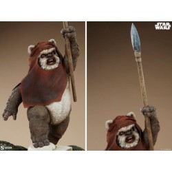 Statuette Premium Format Wicket 46 cm - Star Wars, épisode VI : Le Retour du Jedi