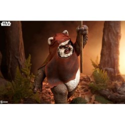 Statuette Premium Format Wicket 46 cm - Star Wars, épisode VI : Le Retour du Jedi